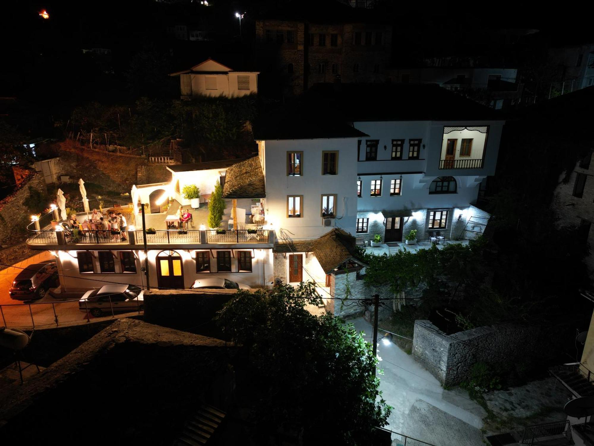 Castle Hotel Gjirokastër Buitenkant foto