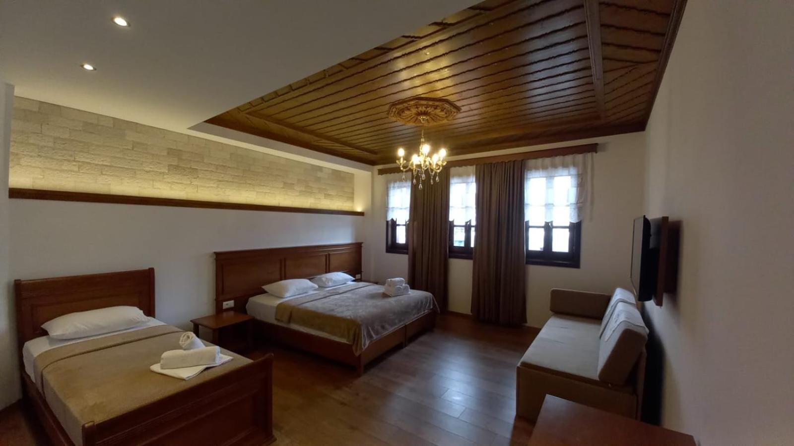 Castle Hotel Gjirokastër Buitenkant foto