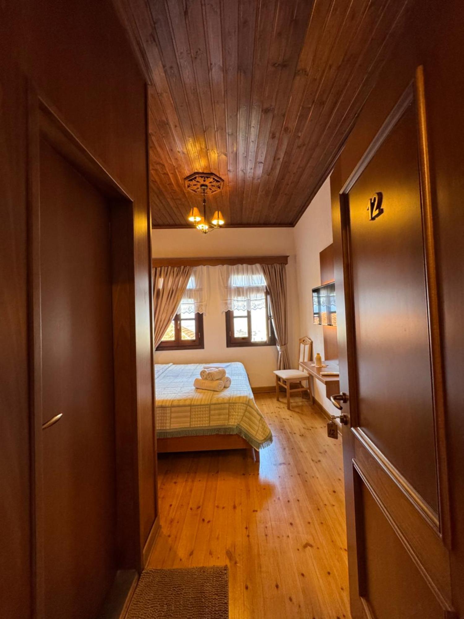 Castle Hotel Gjirokastër Buitenkant foto